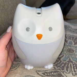 Baby/Toddler Owl Projector and Noise Maker